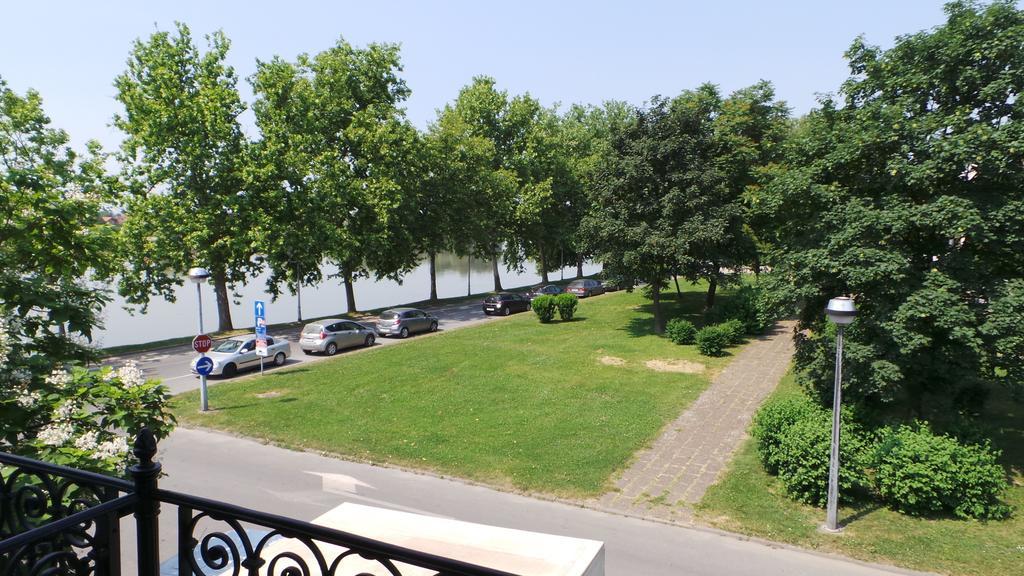 Hostel Levicki Slavonski Brod Rom bilde