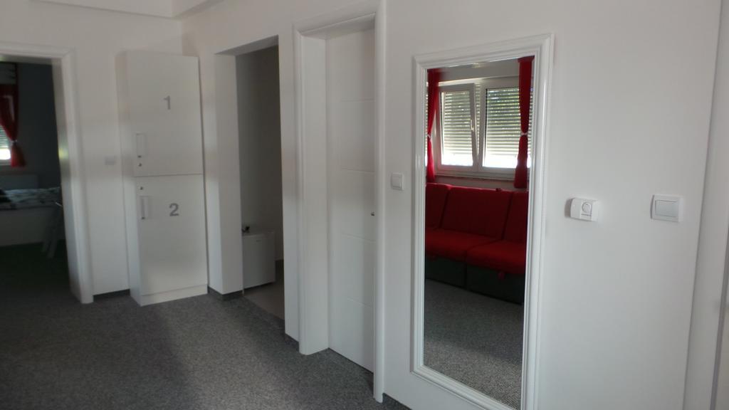 Hostel Levicki Slavonski Brod Rom bilde