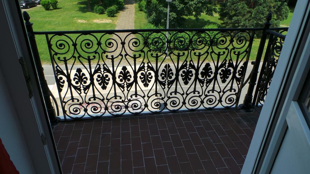 Hostel Levicki Slavonski Brod Rom bilde
