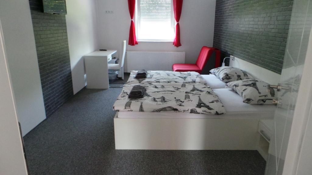 Hostel Levicki Slavonski Brod Eksteriør bilde